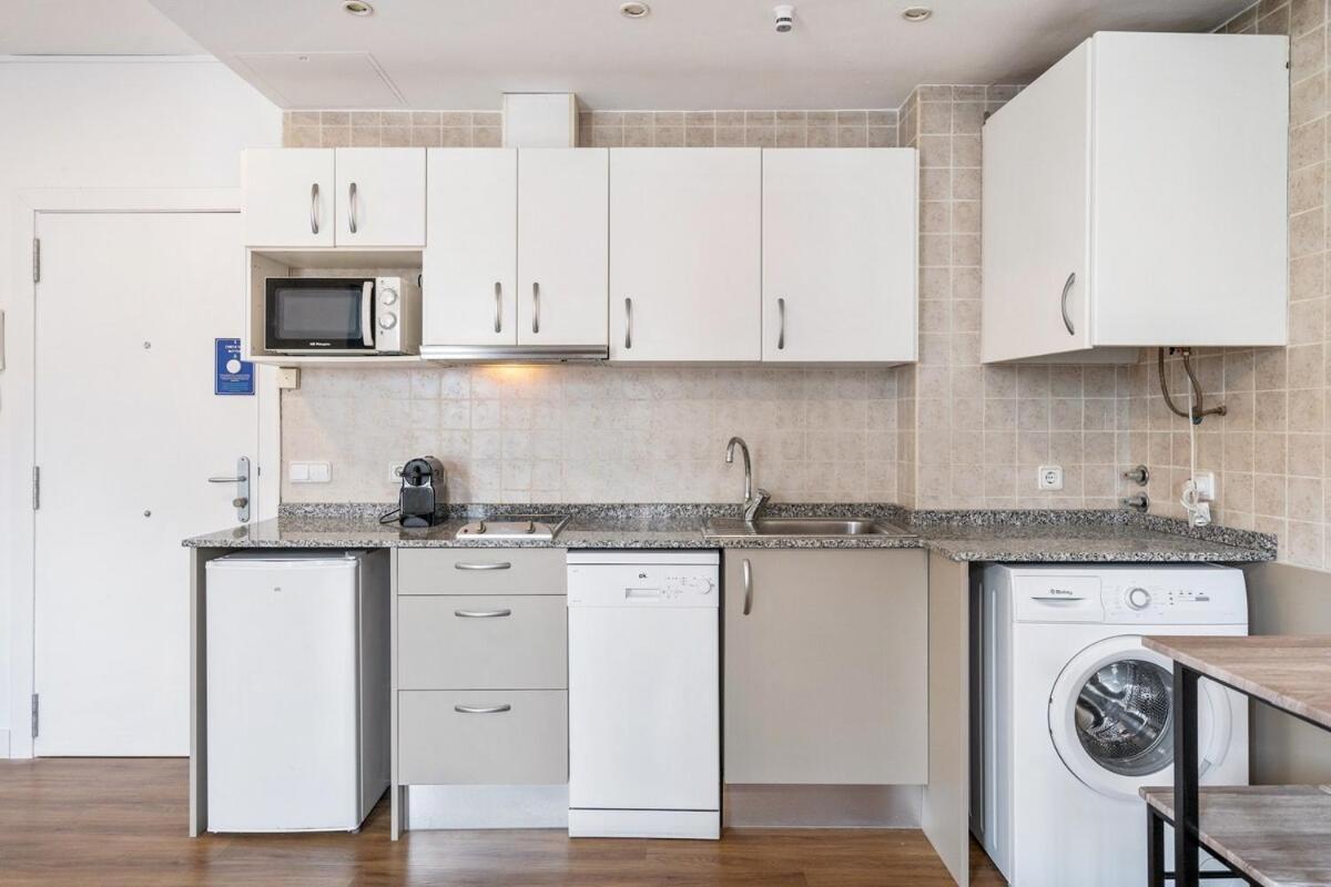 Lodging Apartments Liceu G1 Βαρκελώνη Εξωτερικό φωτογραφία